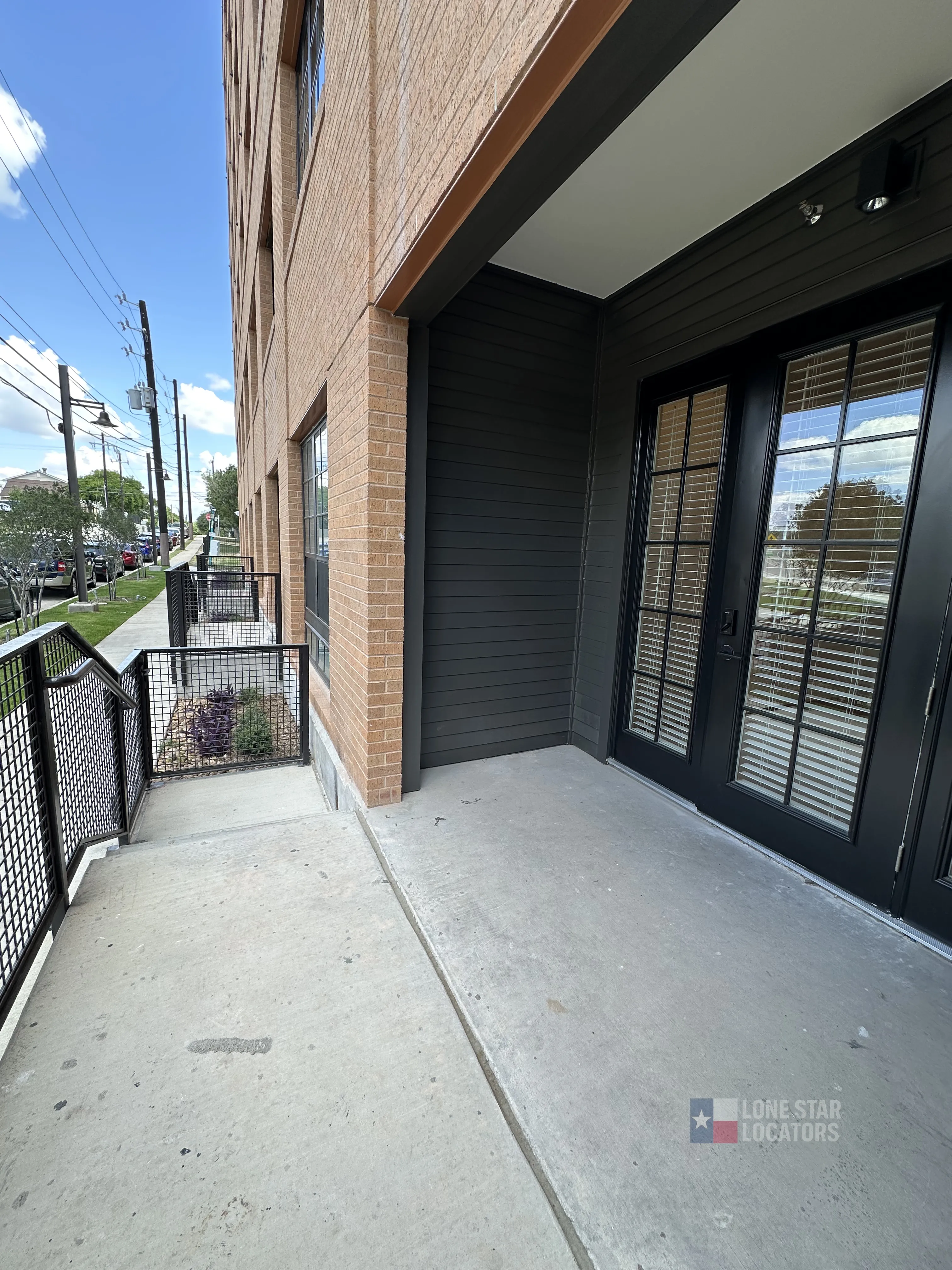 Coopers Row gallery image 4