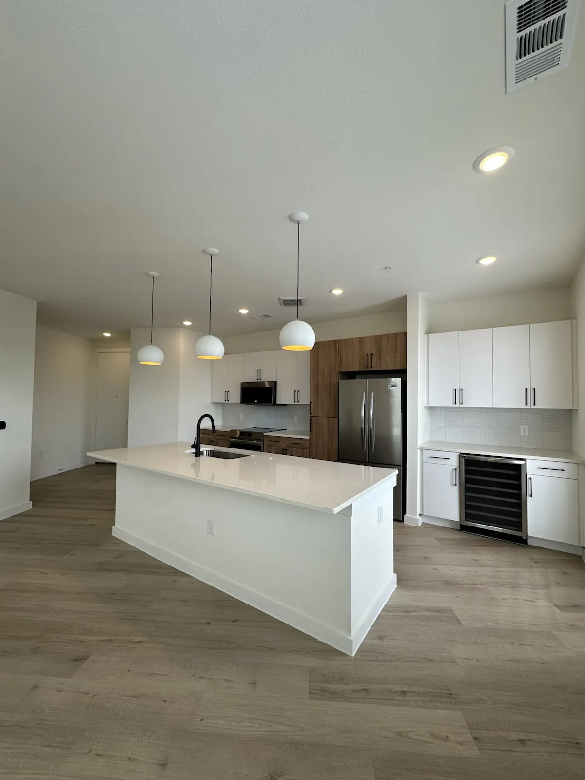 Elmira Flats gallery image 3